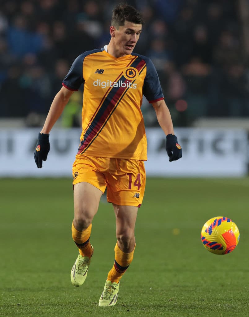 La Roma visitó al poderoso Atalanta, mostró su futbol y los golearon 1-4, mientras que la Juventus salió victoriosa 0-2 en su visita al Bologna.