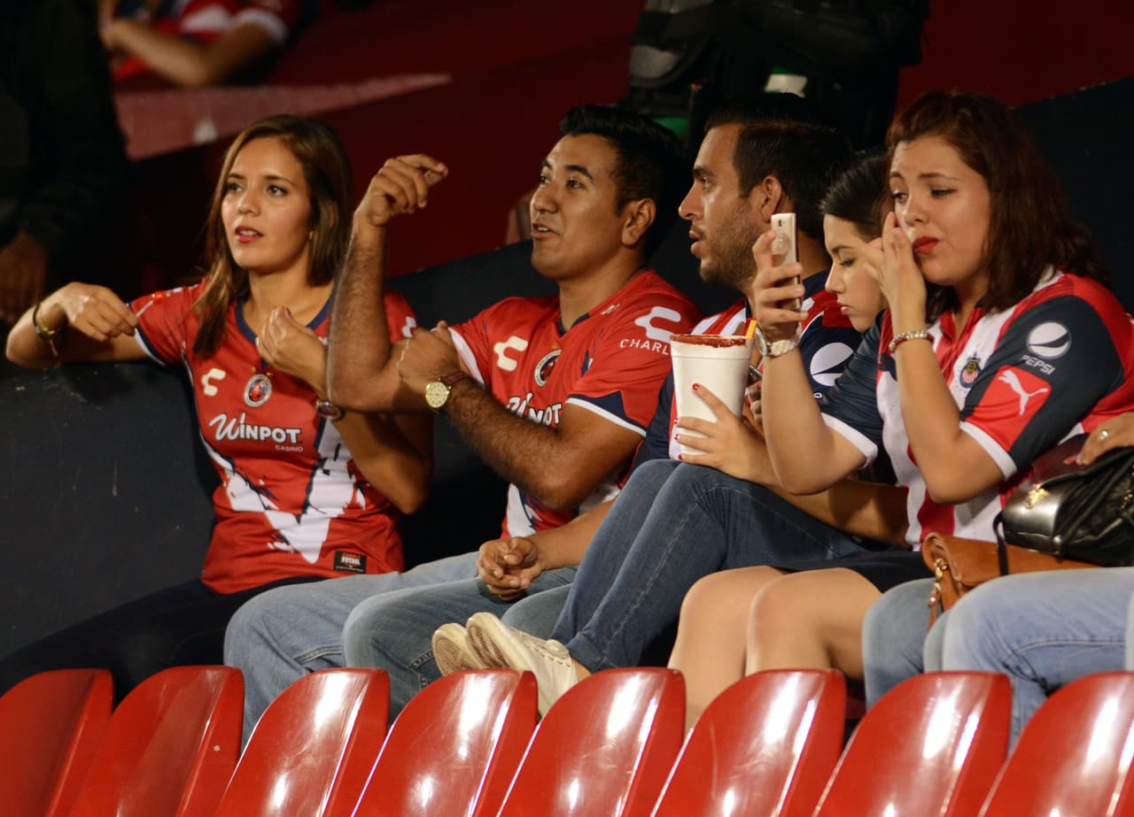 Así se vivió el colorido de la afición en la Jornada 11