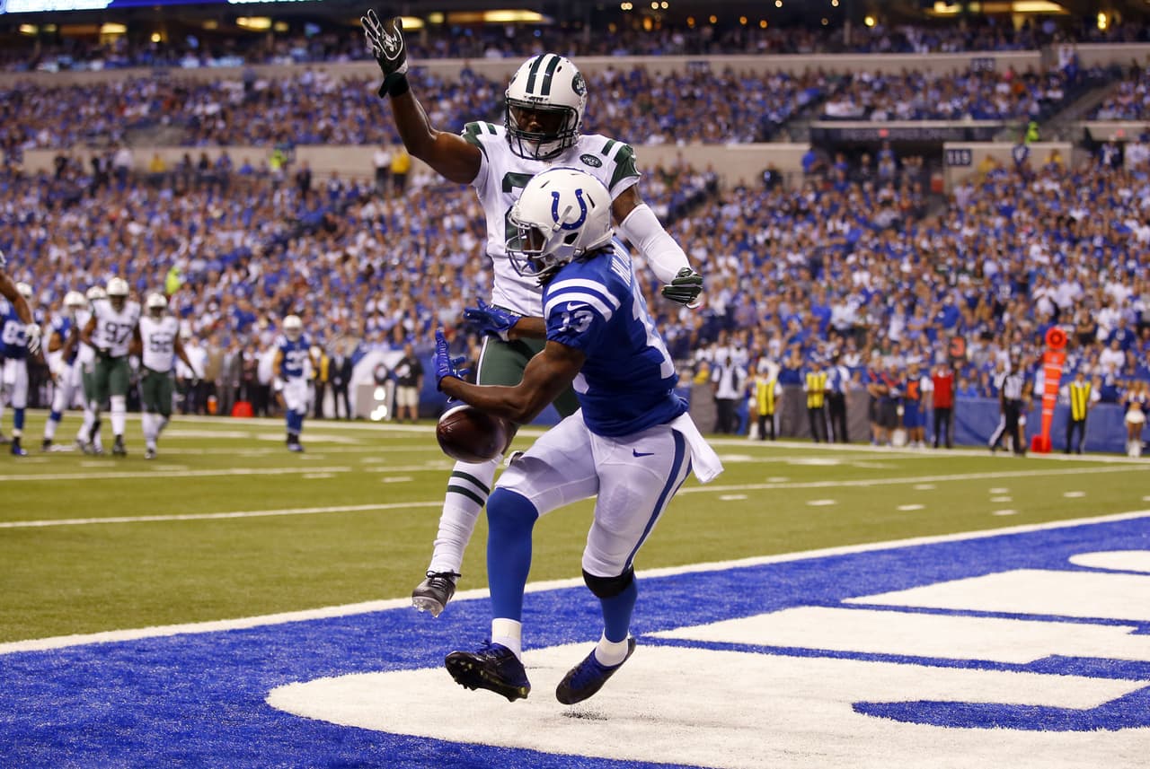 ‘Revis Island’ recuperó dos balones, le interceptó al mariscal Andrew Luck una vez y celebró cuatro tackleadas, siendo pilar de un equipo que hacía varias temporadas que no arrancaba 2-0.