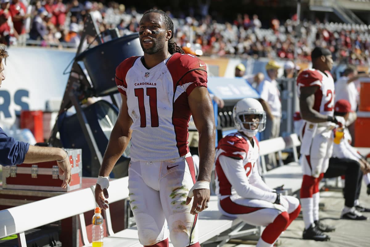 Por parte del circuito Nacional, el vencedor en el departamento ofensivo fue Larry Fitzgerald, receptor de los Arizona Cardinals y artífice del triunfo de los “Cards” 48-23 sobre los Chicago Bears.