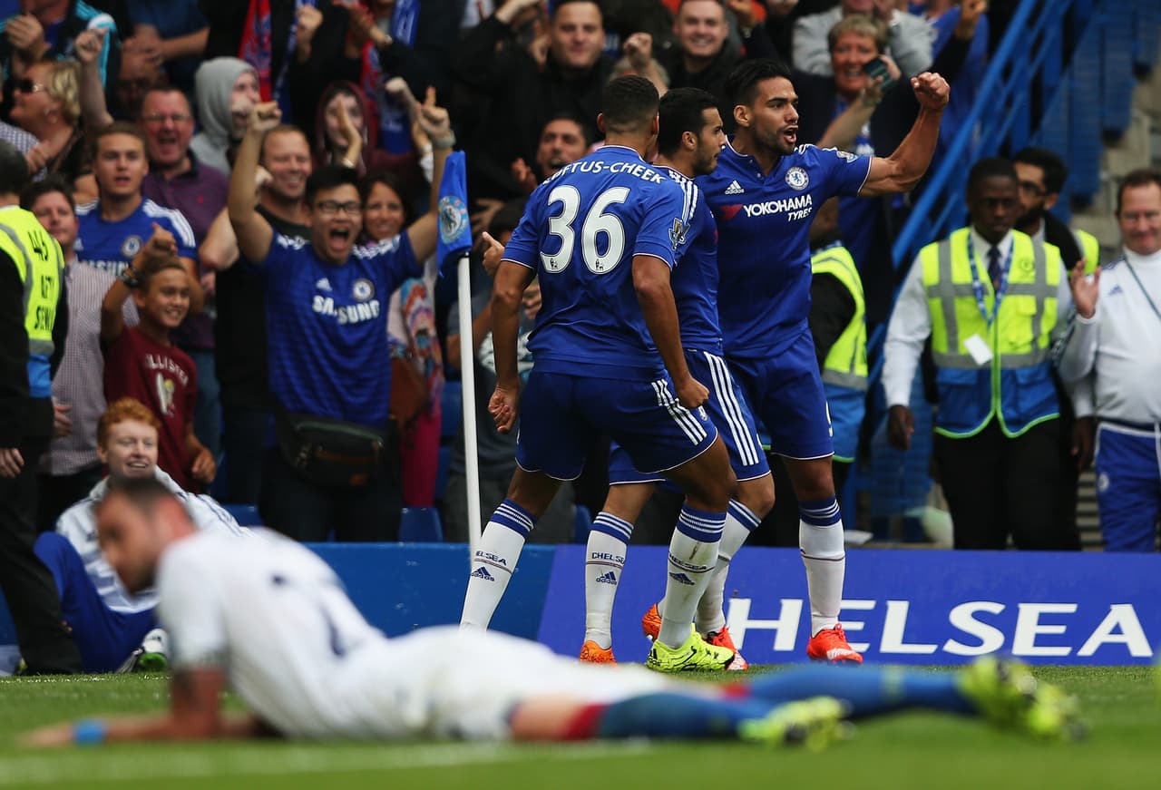 Ese día el Chelsea cayó por 2-1 en la Premier League, pero el colombiano se reportó con el marcador.