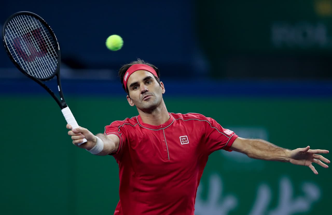 Roger Federer está de vuelta tras su abandono del US Open y se va metiendo en Shanghaí, por lo pronto en instancia de octavos de final.
<br>