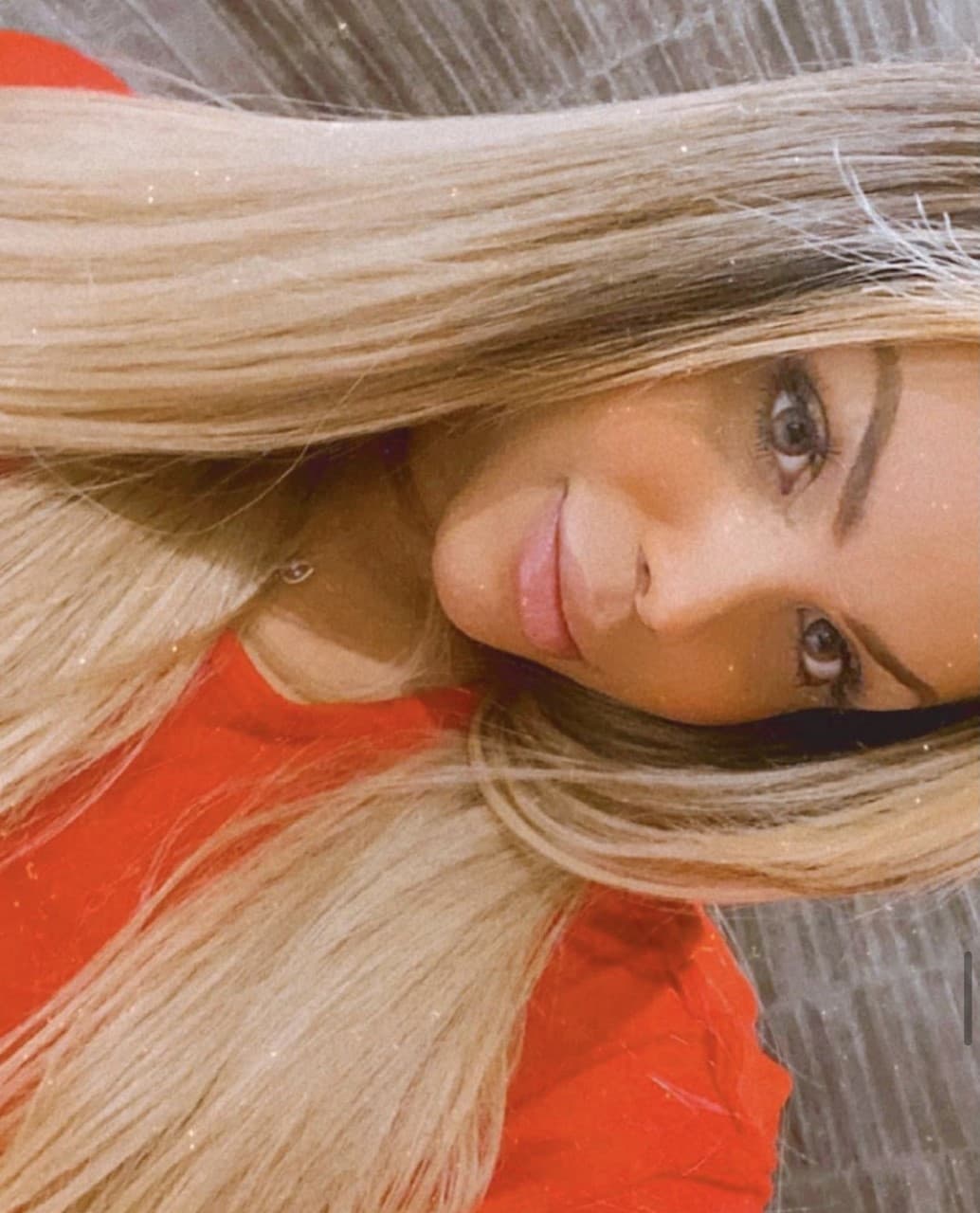 Supuestamente no existe la exclusividad con ellos y que mantienen una “relación abierta”. 
<br>