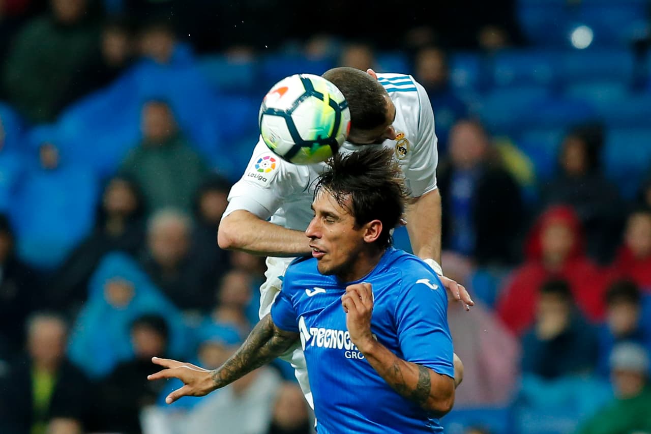 Real Madrid controló al final y mantuvo una victoria que le da confianza con miras a su partido de vuelta en Liga de Campeones.