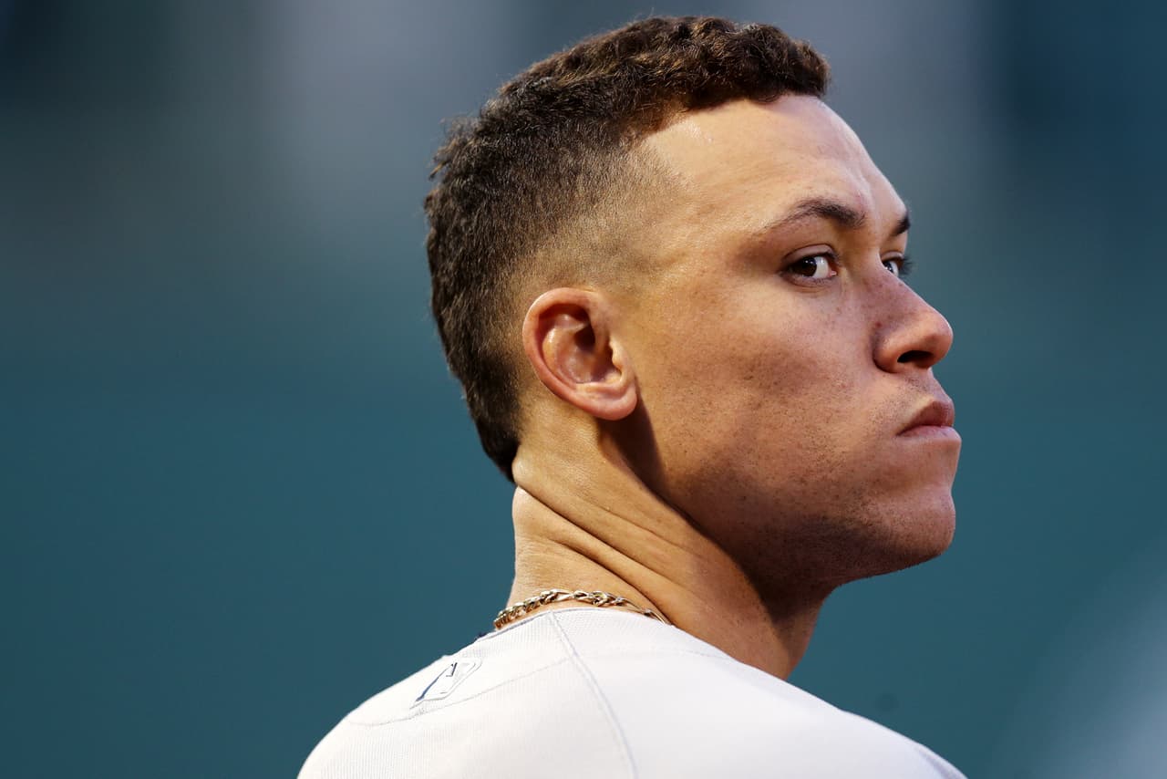 Judge salió al quite por su compañero y todo terminó el victoria para los Yankees 10-7 luego de la paliza humillante de 14-1 que los Red Sox les propinaron la noche anterior.