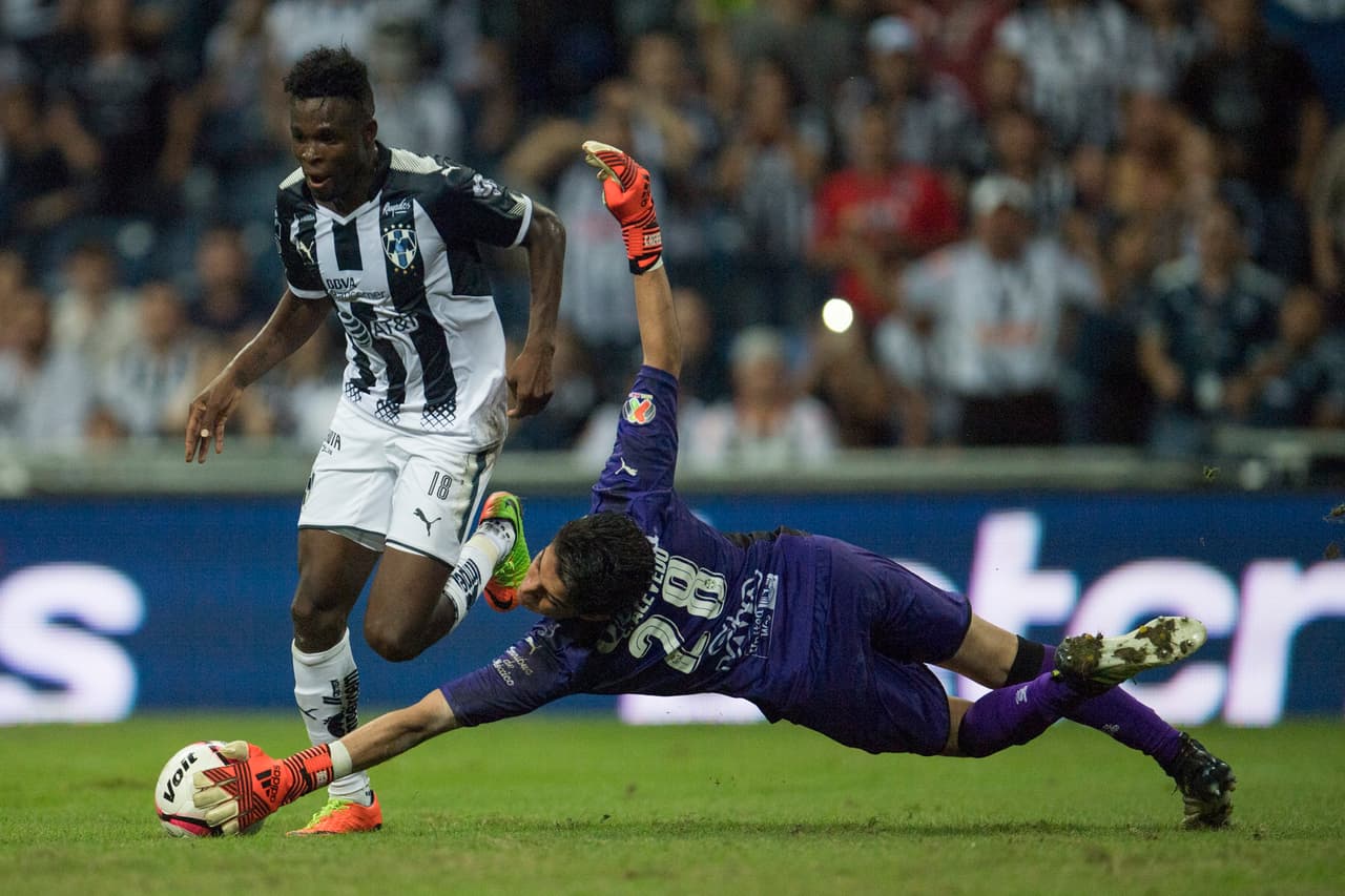 Action photo during the match Monterrey vs Santos, Corresponding Quarter Final of Crown Cup MX Bancomer MX at BBVA Bancomer Stadium. Foto de accion durante el partido Monterrey vs Santos, Correspondiente a llos cuartos de final de la Copa Corona MX del Torneo Apertura 2017 en el Estadio BBVA Bancomer, en la foto: Aviles Hurtado Monterrey 01/11/2017/MEXSPORT/Jorge Martinez