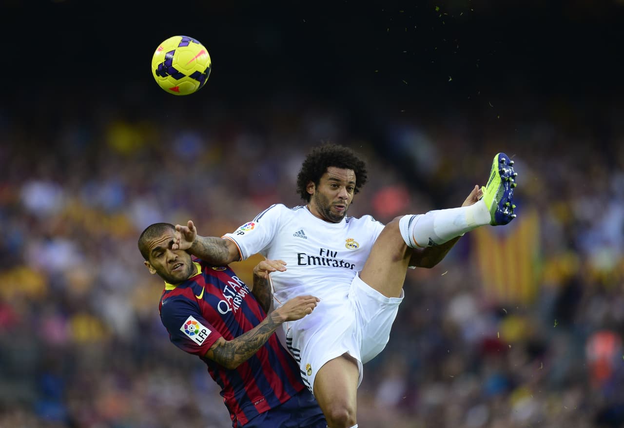 Dani Alves hace referencia a que Real Madrid recibe ayuda