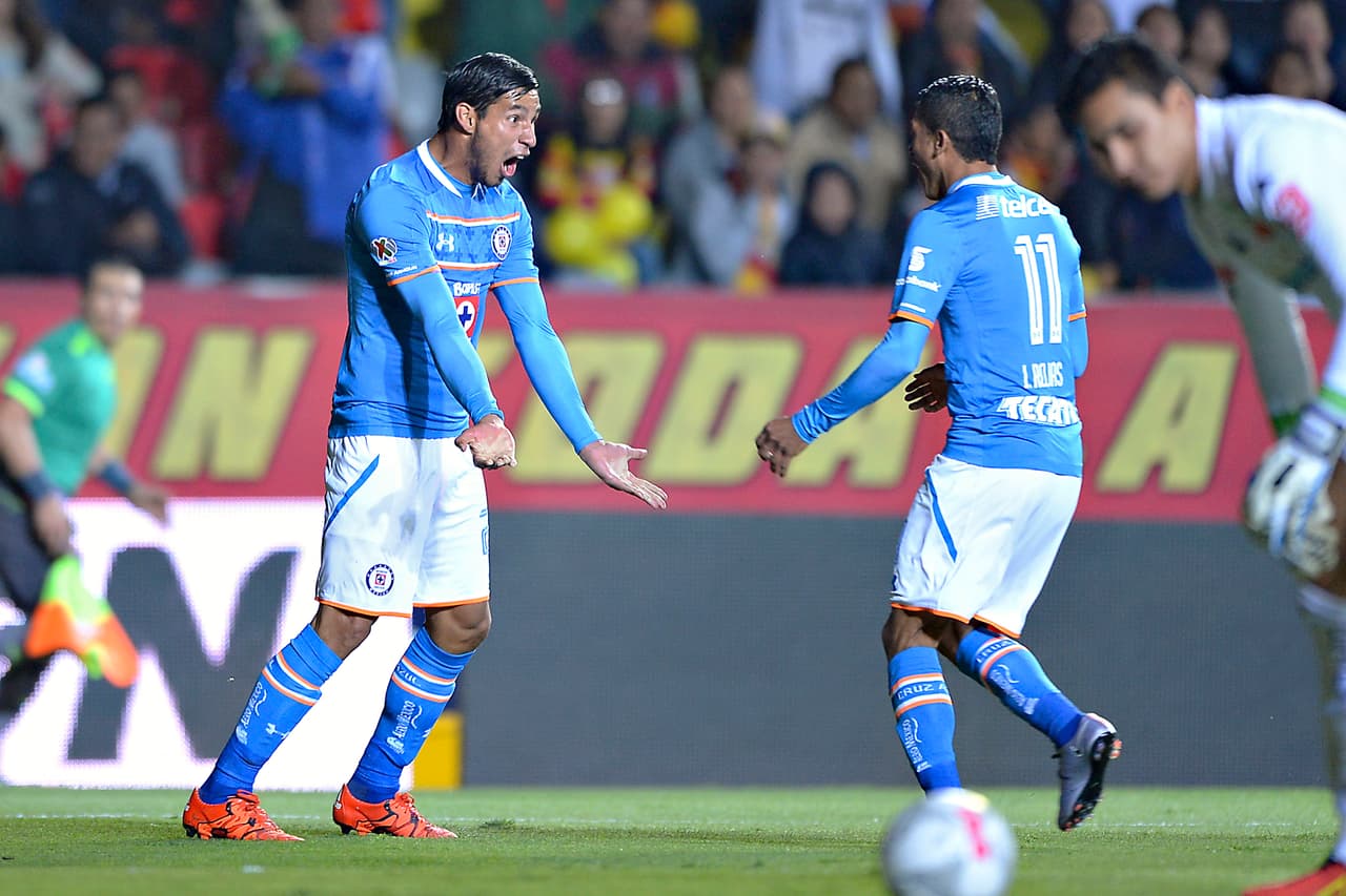 Jorge Daniel Benitez, Cruz Azul.- El delantero paraguayo anotó el primer gol de la temporada para Cruz Azul, logrando sumar 7 puntos en la Jornada 1, su valor en el UD Fantasy es de 4.6 millones.