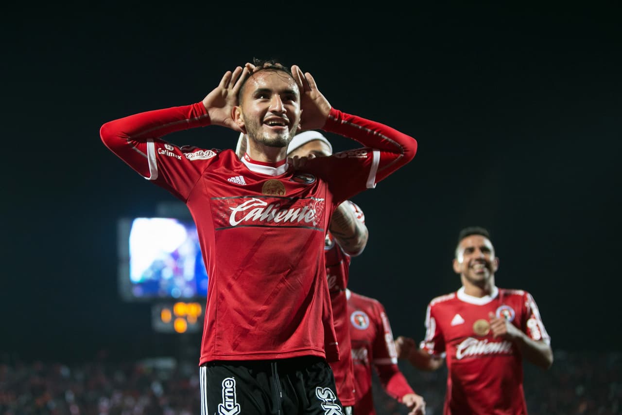 Carlos Alberto Guzmán, Xolos.- El jugador del equipo fronterizo logró anotar en el encuentro contra Pachuca, sumando 9 puntos en la Jornada 1, su valor en el UD Fantasy es de 3.2 millones.