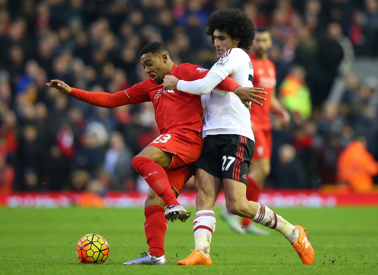 Los minutos transcurrían y el cero se mantenía entre Liverpool y Manchester United.