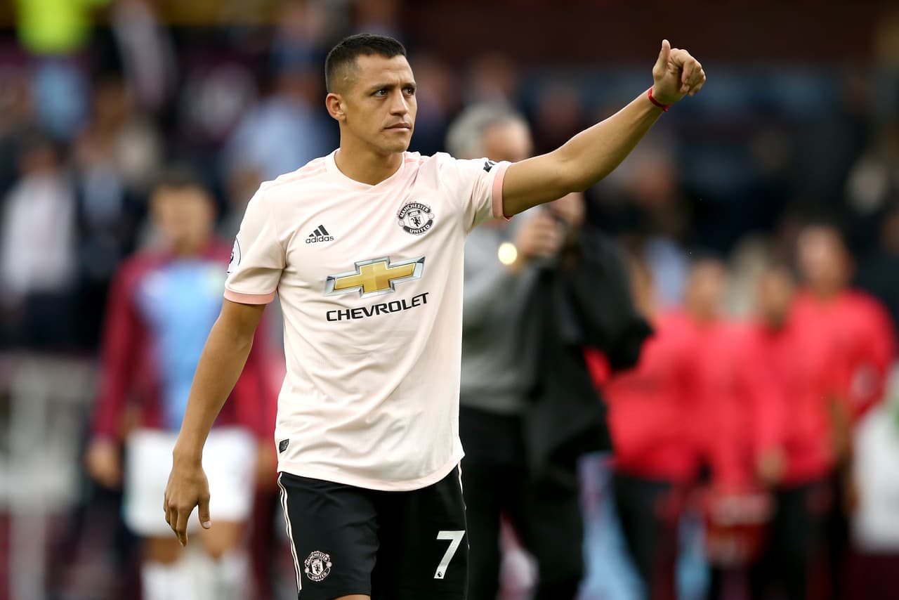 El chileno Alexis Sánchez ha sido un reflejo de la irregularidad de Manchester United en la Premier League y aún no celebra ningún tanto en el torneo.