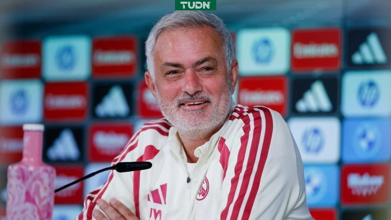 Mourinho sobre el Clásico español: "El mundo enamorado del futbol se para a verlo"