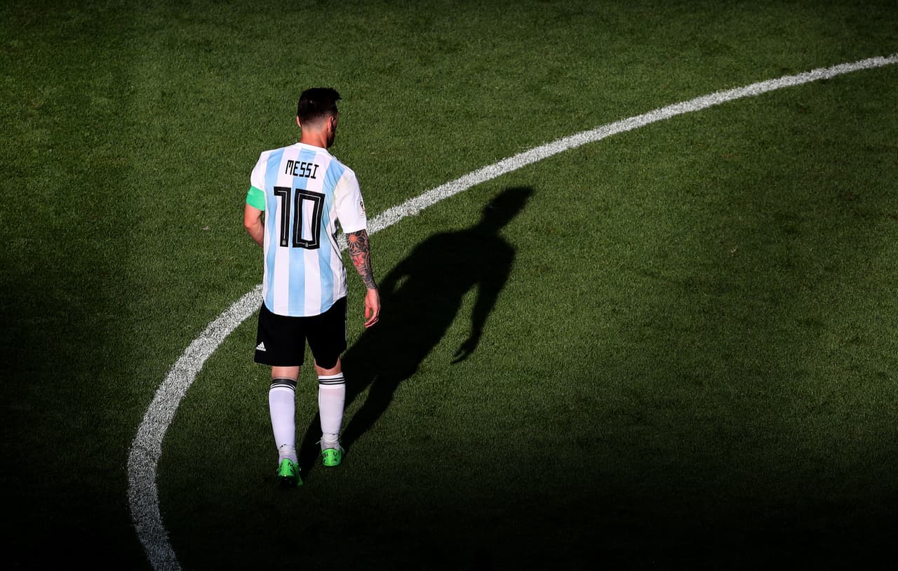 KAZAN, RUSSIA - JUNE 30: Lionel Messi of Argentina during the 2018 FIFA World Cup Russia Round of 16 match between France and Argentina at Kazan Arena on June 30, 2018 in Kazan, Russia. (Photo by Catherine Ivill/Getty Images)