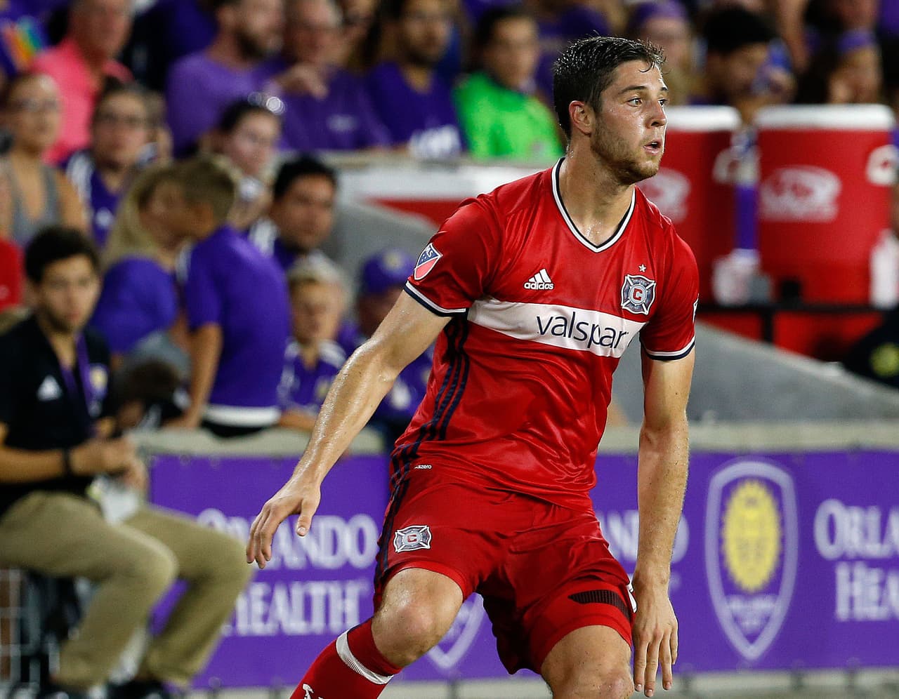 El defensor del Chicago Fire se volvió a colar en un Equipo de la Semana, esta vez lo hizo ayudando a la defensa a mantener el cero y además poniéndole a Schweinsteiger el pase para gol del único tanto del partido. Matt Polster ya registra de 5 asistencias, más del doble que el año pasado.