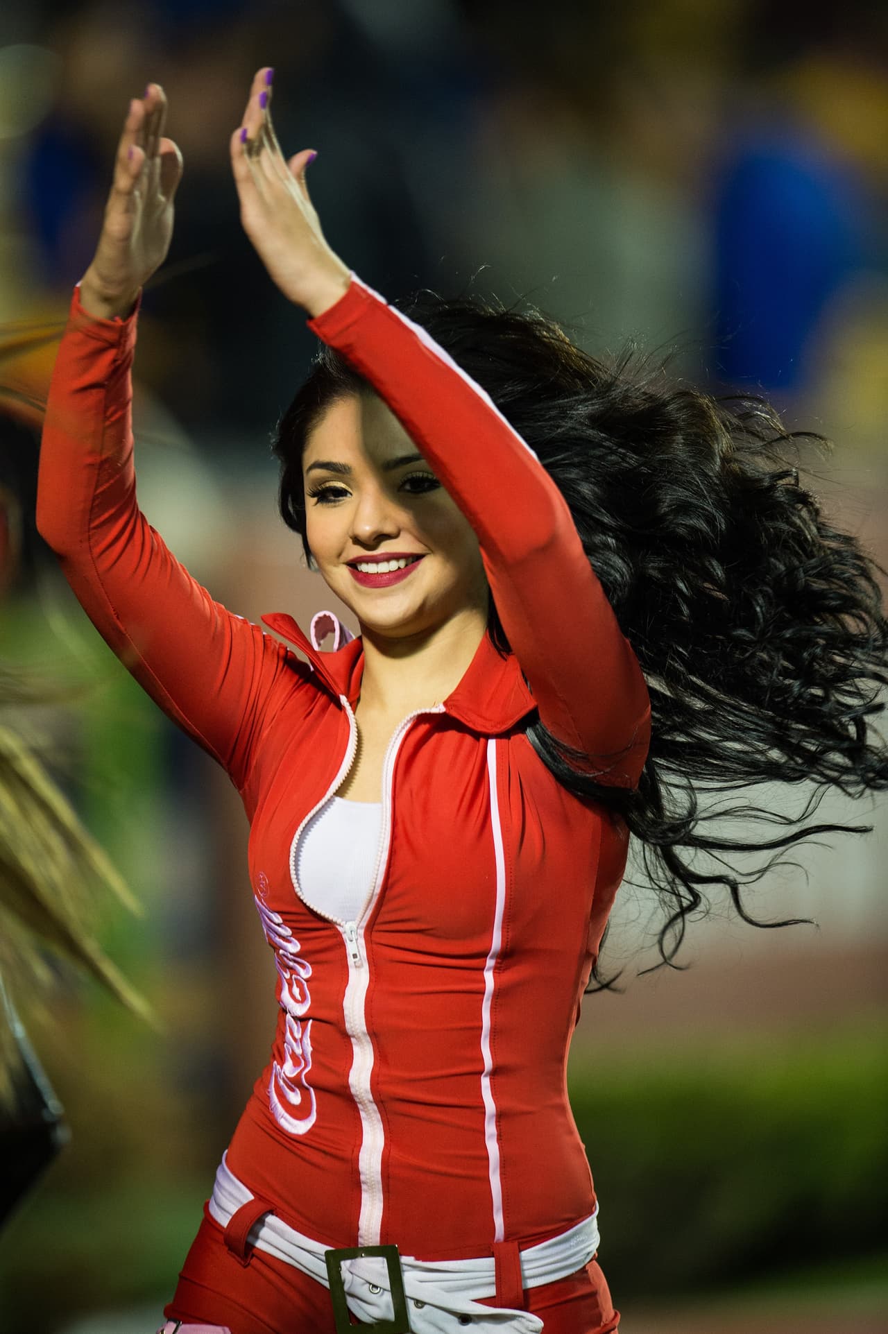 La belleza de las porristas en la ida de las semifinales del Apertura 2015 de la Liga MX