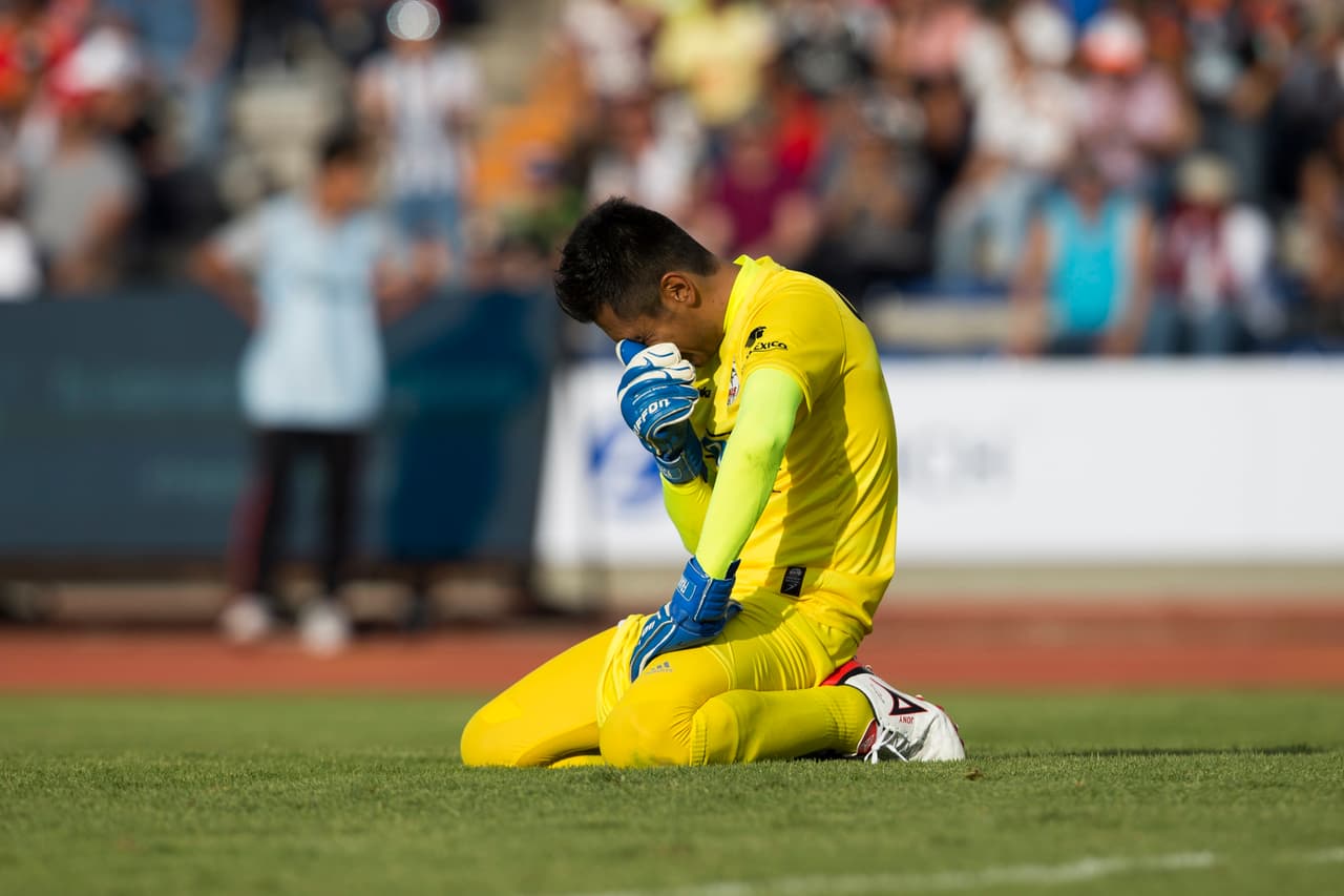 Canales recibió su primer gol como guardameta de Liga MX; nada pudo hacer.