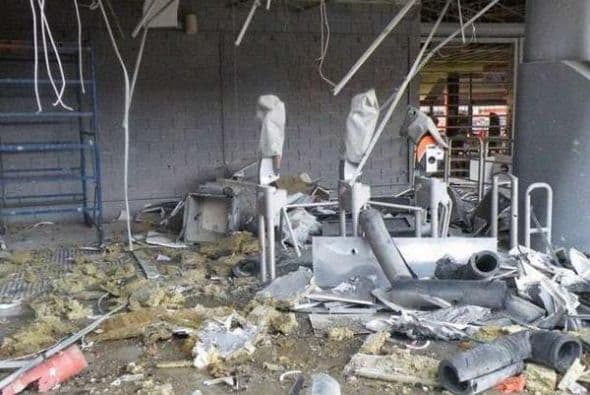 El estadio del Shakhtar Donetsk, el Donbass Arena, fue dañado por el bombardeo que recibió Ucrania. Los directivos del club, informaron que la parte impactada fue la noroeste, la cual sufrió graves daños y la destrucción de la fachada (Foto: Twitter).