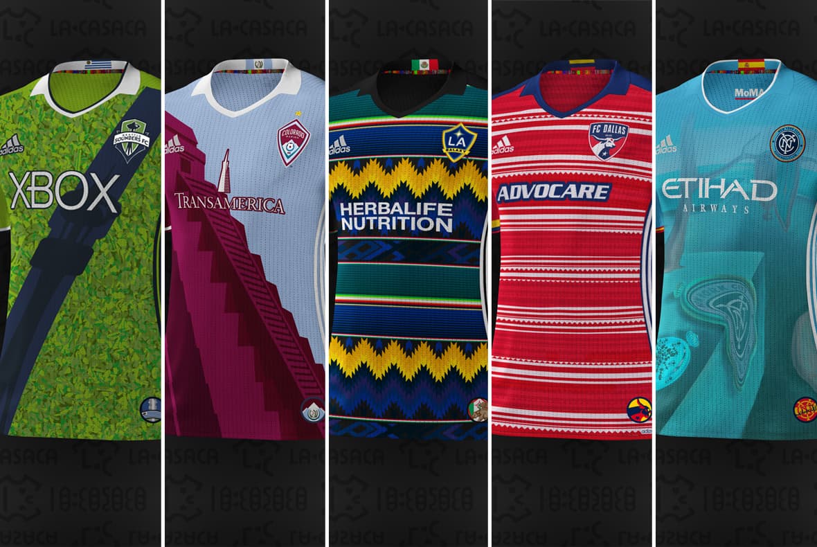 El año pasado LaCasaca.com nos trajo seis camisetas de la MLS inspiradas en el Mes de la Herencia Hispana, que se celebra entre el 15 de septiembre y el 15 de octubre en EEUU. Pero este año, Dorian y Franco, dos diseñadores del portal, han imaginado todas las 20 camisetas de la MLS inspirándose en referentes de los clubes y su Herencia Hispana. Su trabajo es espectacular y a continuación podrás ver cada uno de estos maravillosos diseños.