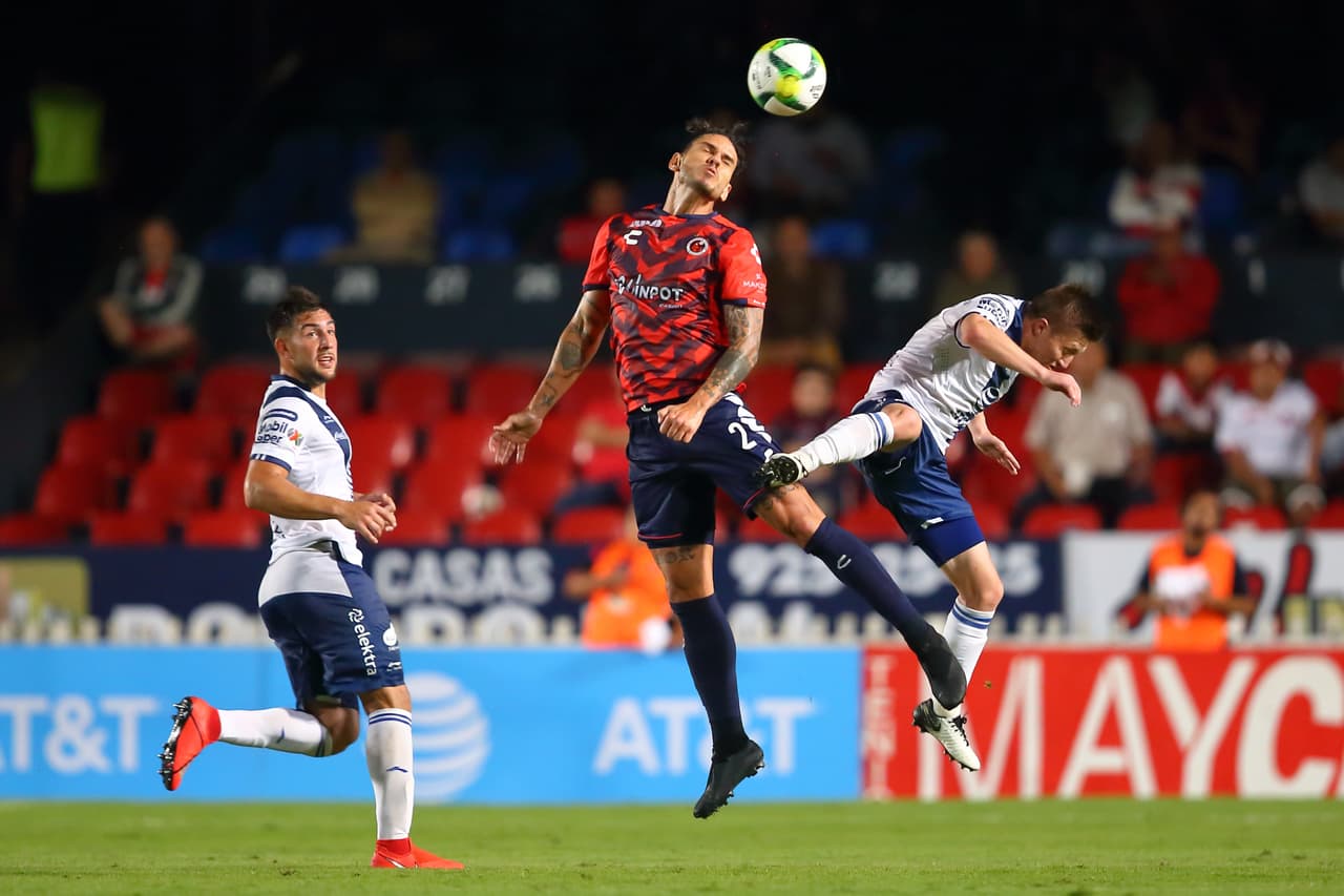 Veracruz y Puebla son los peores equipos del campeonato. Los ‘Camoteros’ ocupan el lugar 18 con 13 puntos y los Tiburones en el sótano con cuatro, en 14 partidos.