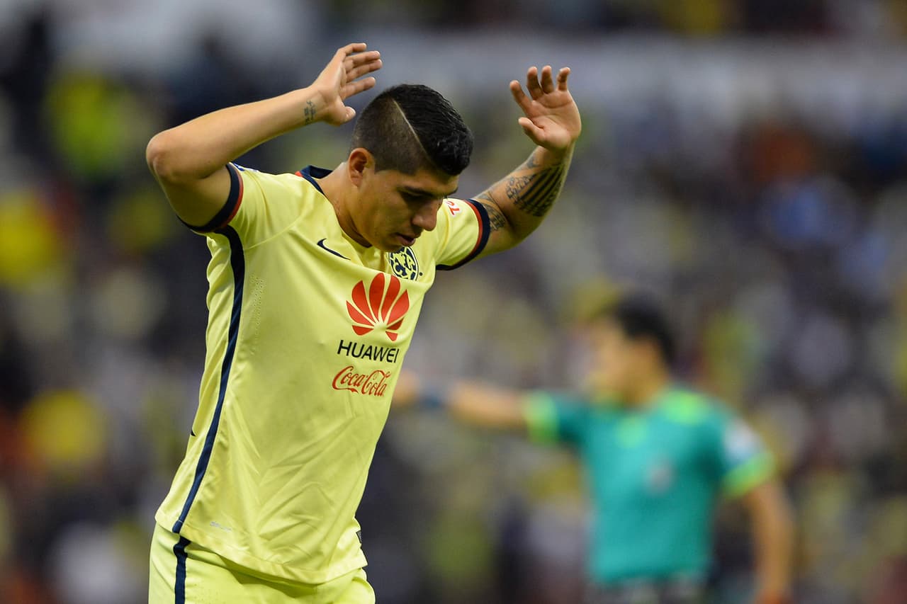 Erik Pimentel #4 - El defensor ingresó de cambio por Darwin Quintero al '71, y gracias a una mala decisión en la cancha, provocó que las Chivas lograran marcar y se fueran encima durante más de 20 minutos. Calificación 6.