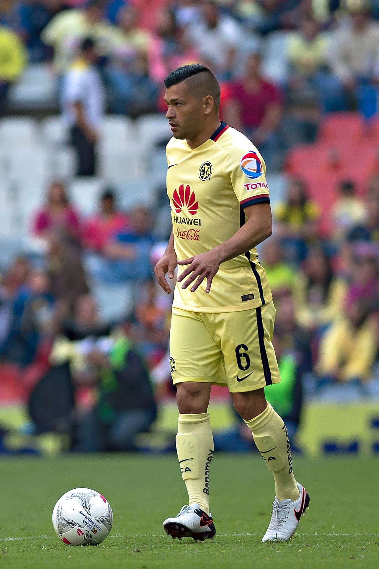 Miguel Samudio #6 - A pesar de que disputó los minutos finales del encuentro, gracias a estar presente en el momento y lugar indicado logró sacar con la cabeza un remate de Chivas que era prácticamente gol, salvando en la línea a su equipo para mandar el esférico a tiro de esquina. Calificación 8.