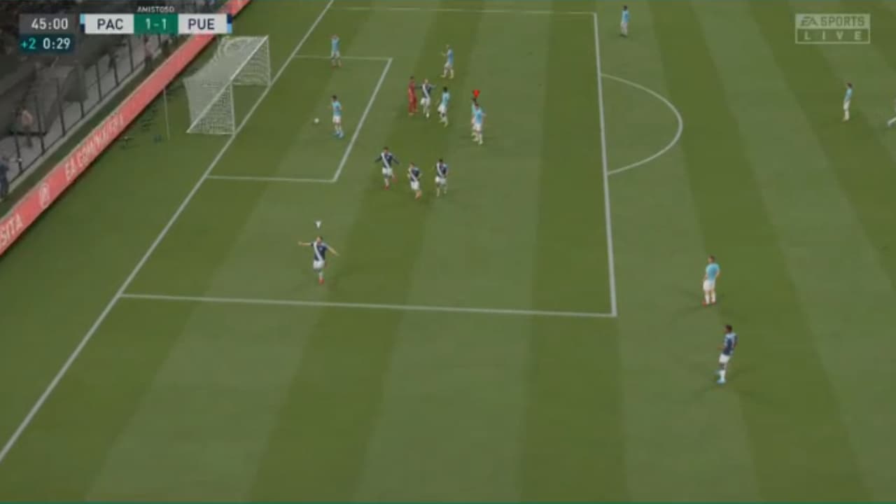 Romario Ibarra, representante de Pachuca, tundió a Santiago Ormeño y el sueño poblano comienza a desmoronarse.