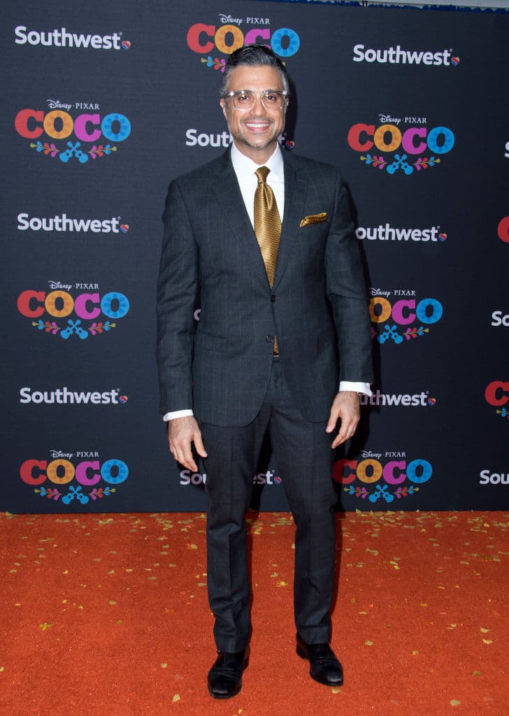 Jaime Camil comenzó su carrera en telenovelas mexicanas y después brincó al teatro.