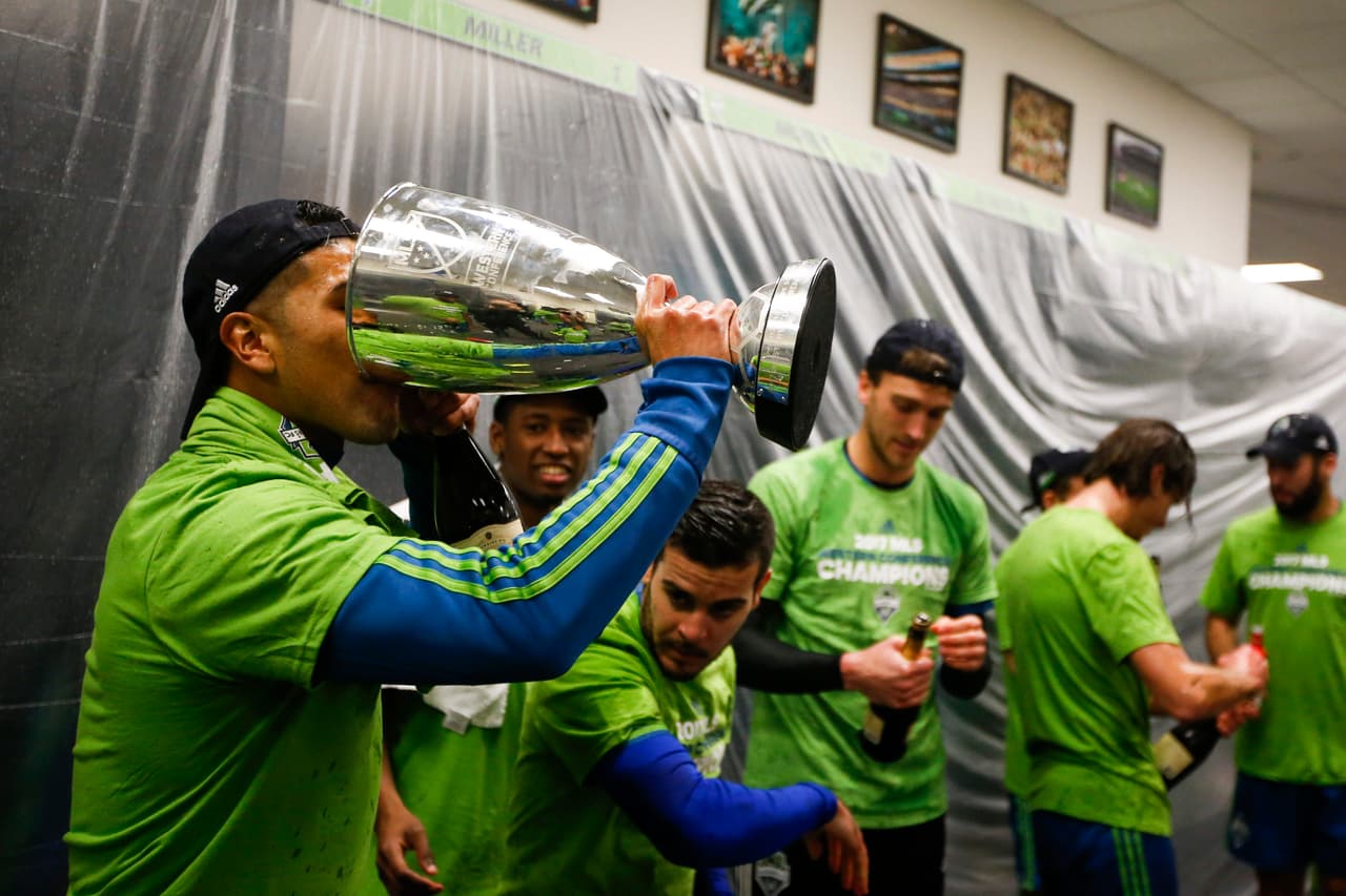 Tony Alfaro tiene en su haber ser el único mexicano que ha ganado la MLS Cup, ocurrió en el 2016 luego de beber el sorbo de la victoria en la Conferencia Oeste.