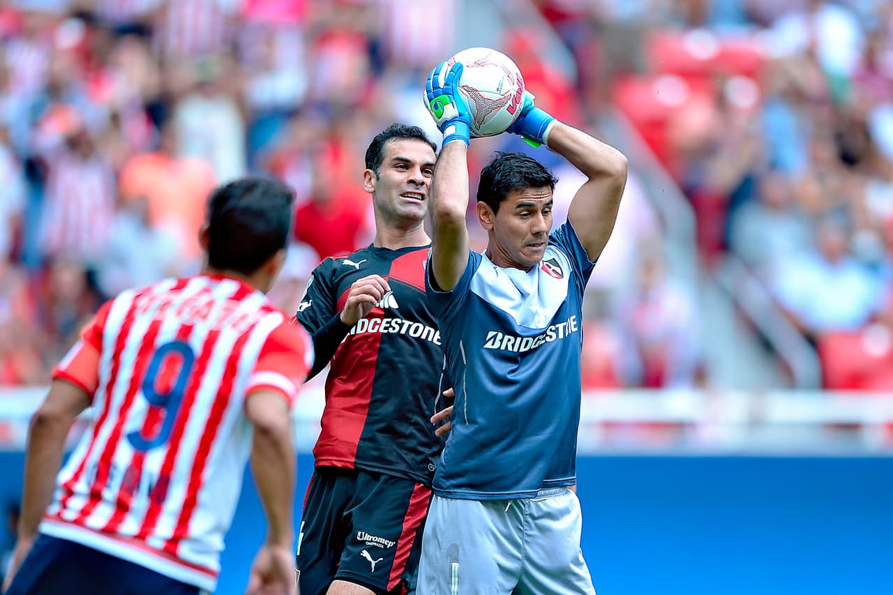 Ese tipo de arqueros le abrió oportunidades recientemente a otros más, como son Oscar Ustari con el Atlas y Cristian Campestrini con el Puebla.