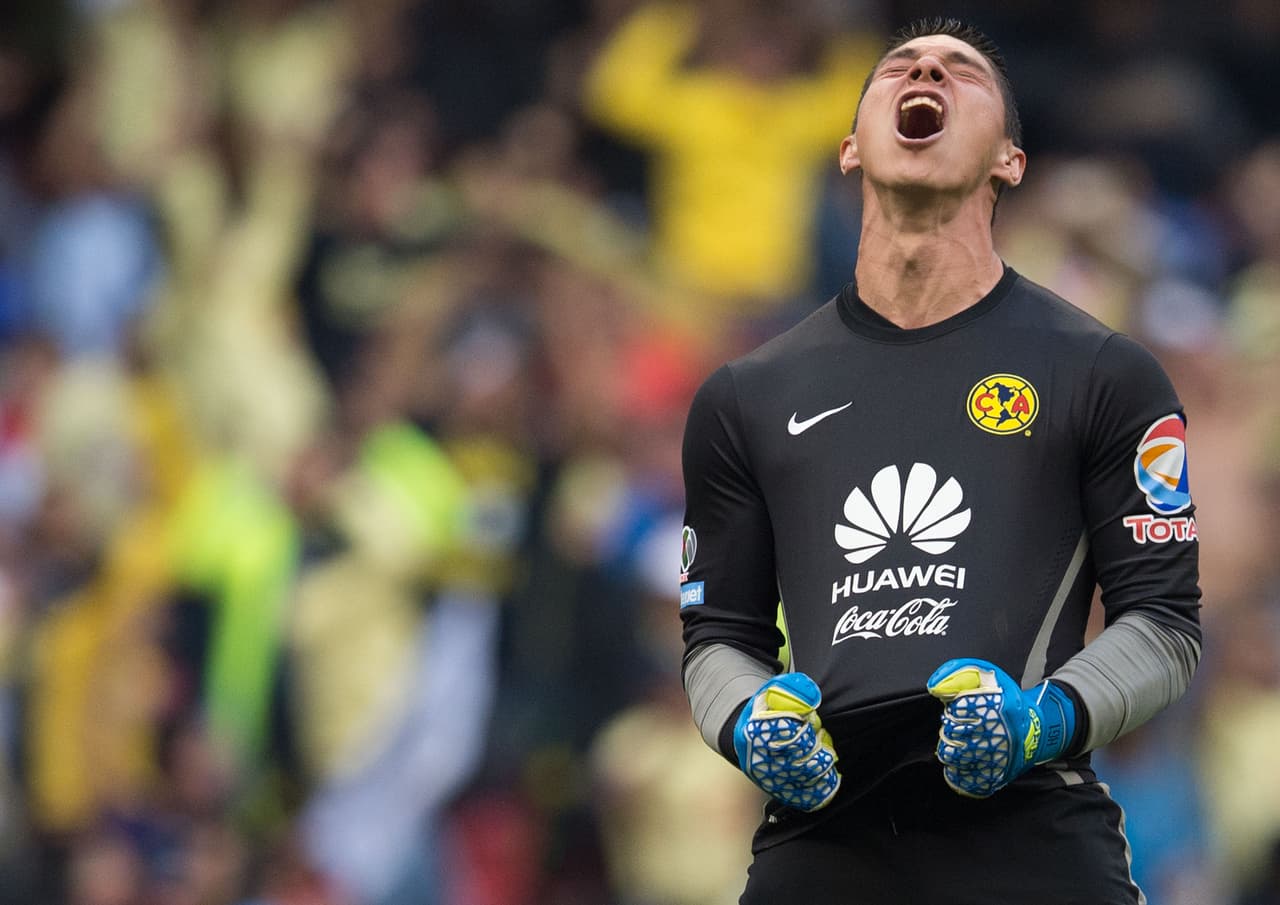 Los porteros mexicanos que se encuentran como titulares rebasan en su mayoría los 30 años de edad, siendo América y Chivas los únicos que confían en jóvenes porteros mexicanos para cuidar su portería dejando encargados a Hugo González y Rodolfo Cota respectivamente.