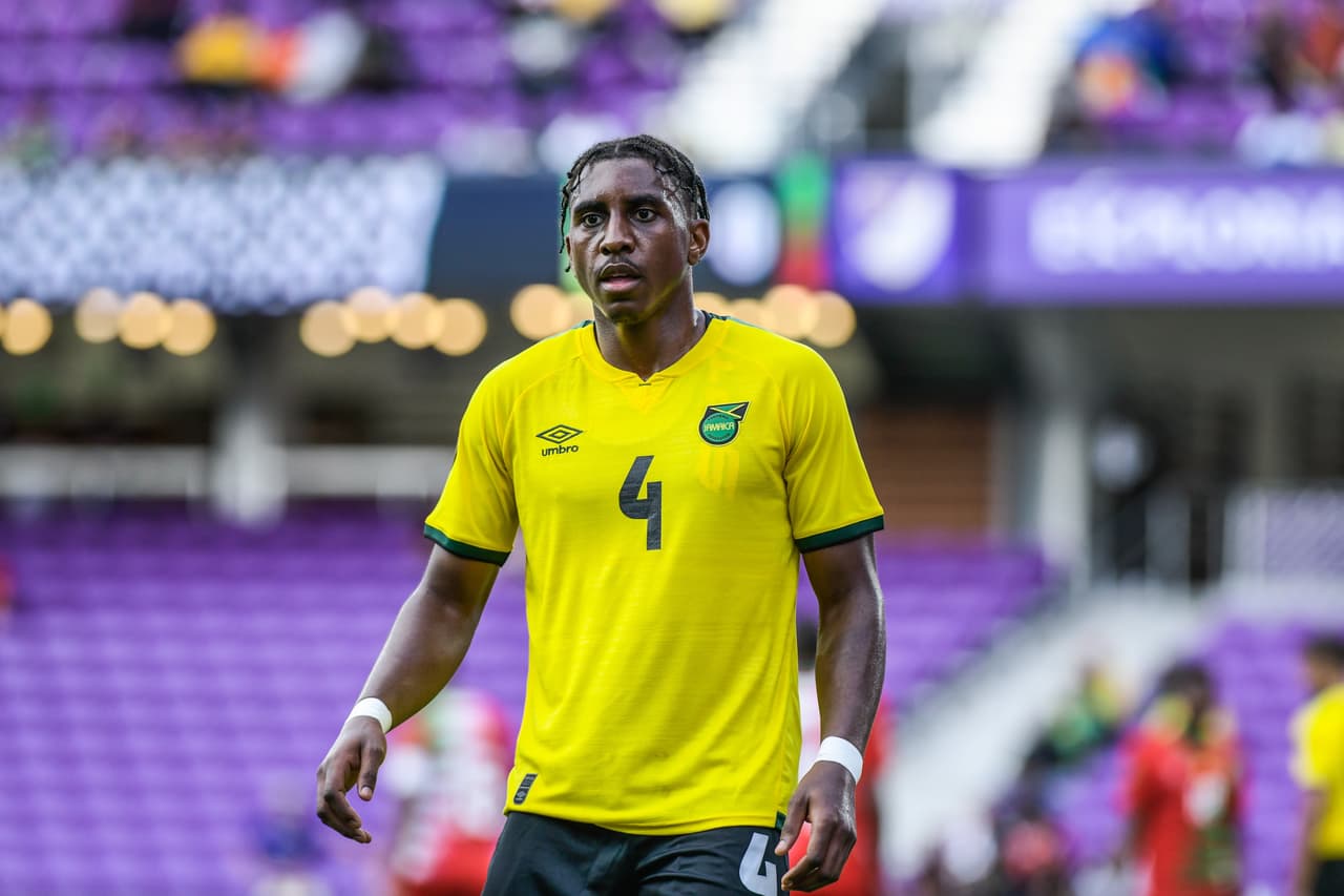 Los Regga Boyz no tuvieron problemas para vencer a su rival con goles de Shamar Nicholson y Bobby Reid.