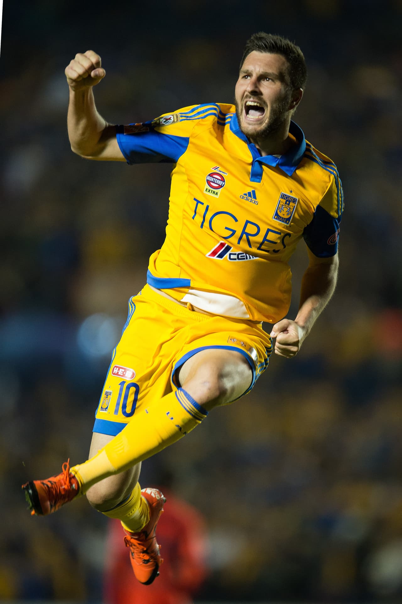 André Gignac, Tigres.- El delantero sensación de la Liga MX se hizo presente con un gol ante el equipo de Morelia. El francés pudo definir de manera extraordinaria y con poco espacio para mandar la de gajos al fondo de la red. Gignac sumó 10 puntos en la Jornada 2.