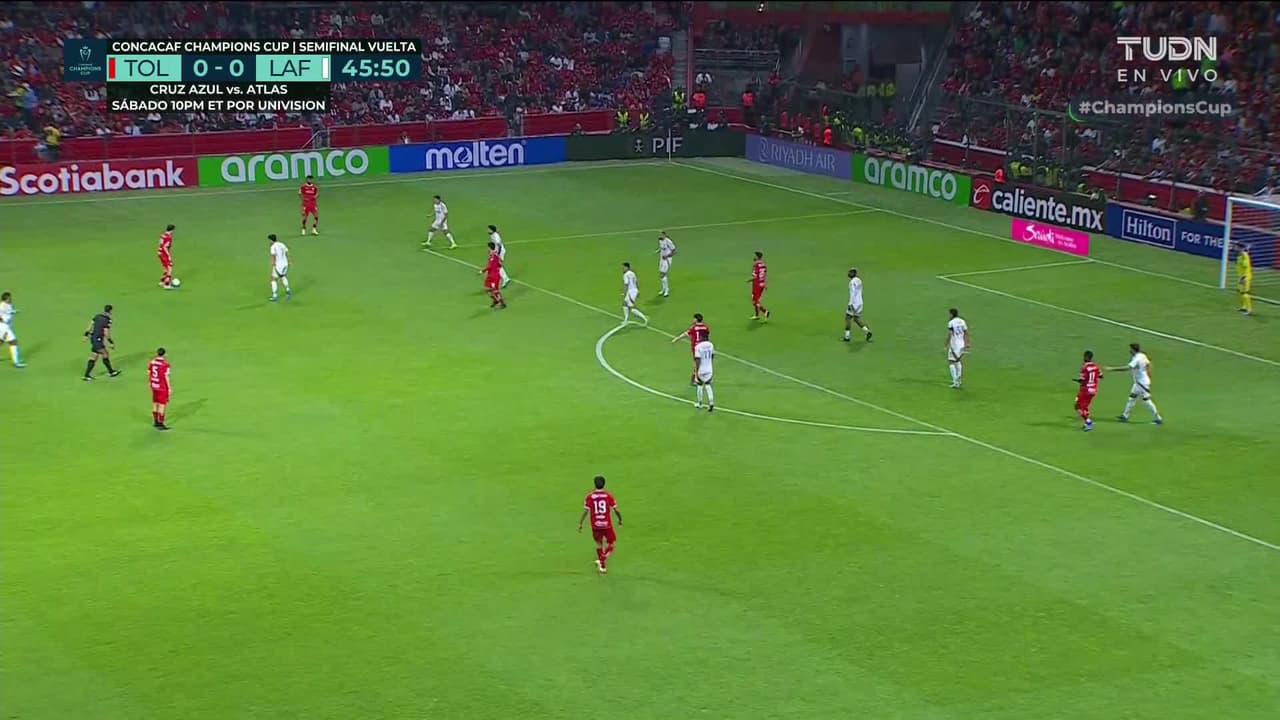 ¡TIRO ATAJADO! disparo por Paulinho.