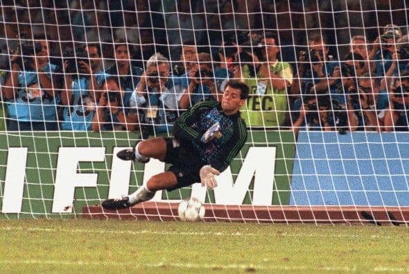 Sergio Goycochea, arquero de Argentina en 1990, orinaba en la cancha antes de las definiciones por penaltis, y con esa fórmula cree que ayudó a la ‘Albiceleste’ a llegar a la final.
