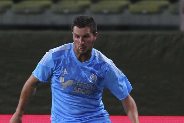 Gignac era pretendido por el Arsenal de Inglaterra pero decidió firmar con los Tigres en una aventura completamente distinta para su idioma, su cultura y hasta su fútbol.