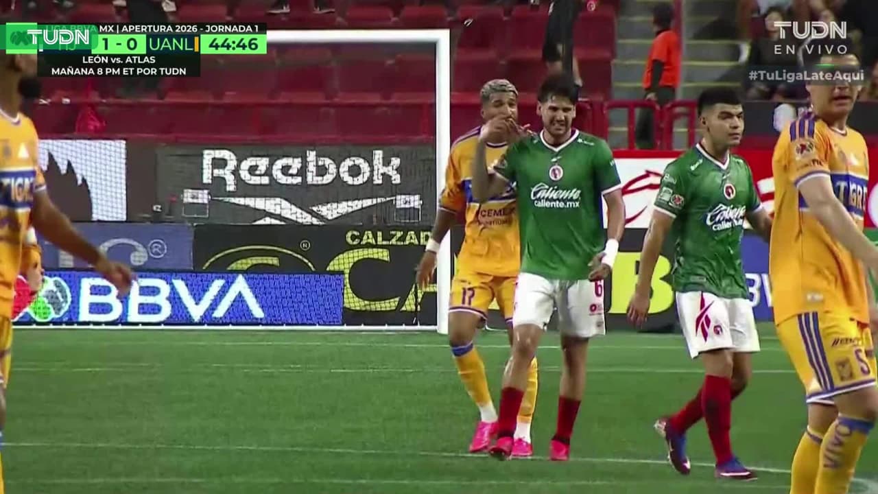 ¡Ley Prestianni en Tijuana! ¡Búfalo Aguirre se va expulsado por taparse la boca y dirigirse a un rival!