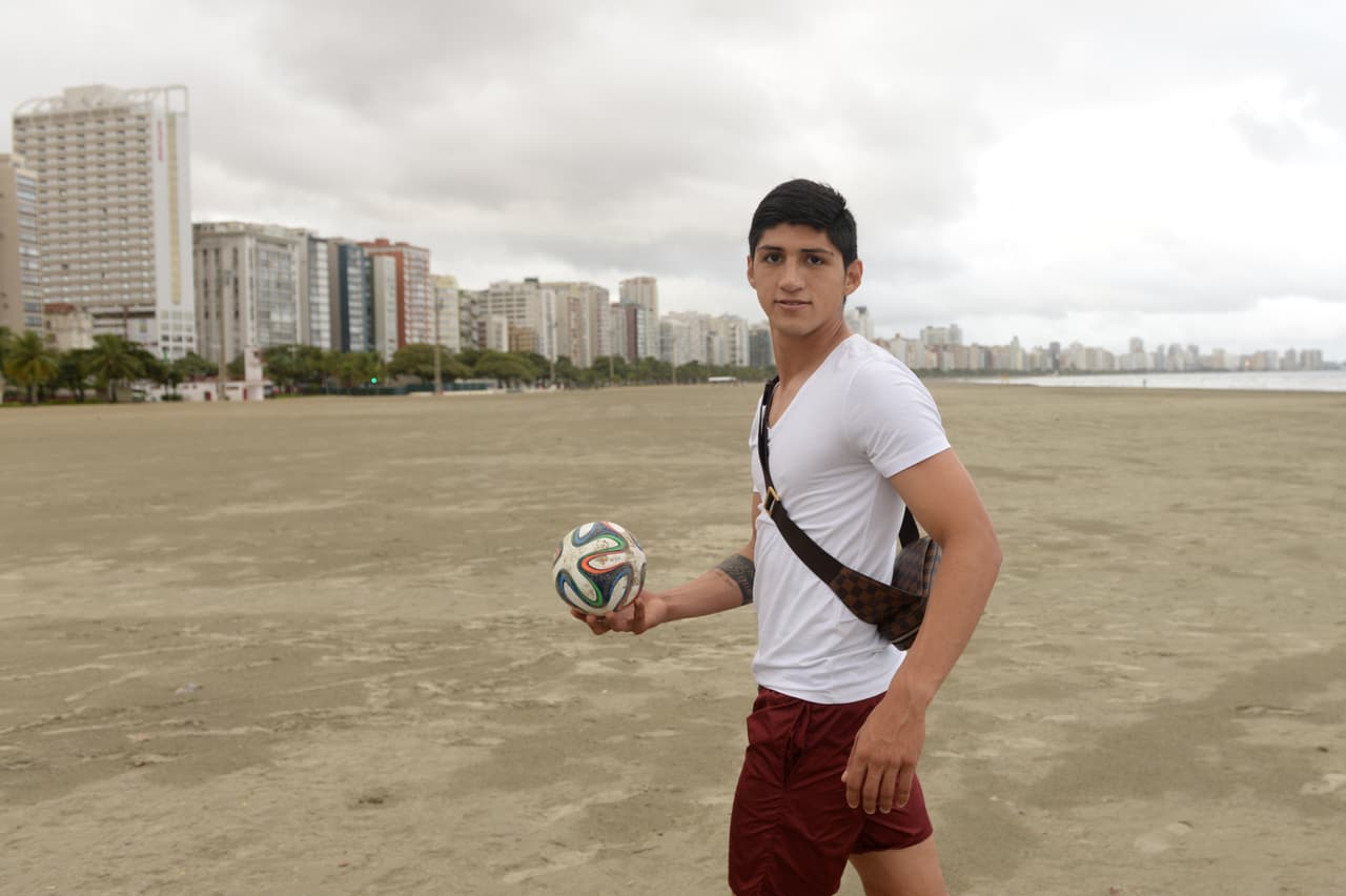 Alan Pulido.