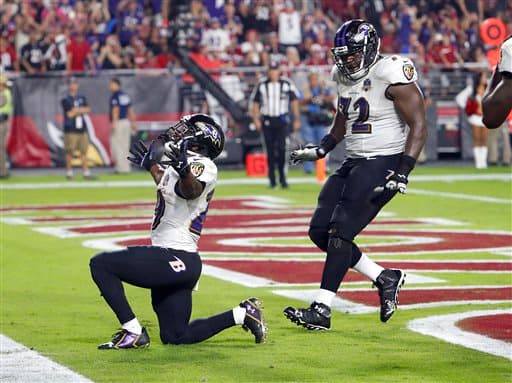 Los Cardinals salieron avantes del duelo plumífero del Lunes por la Noche ante Ravens 26-18. Checa las mejores tomas del partido.