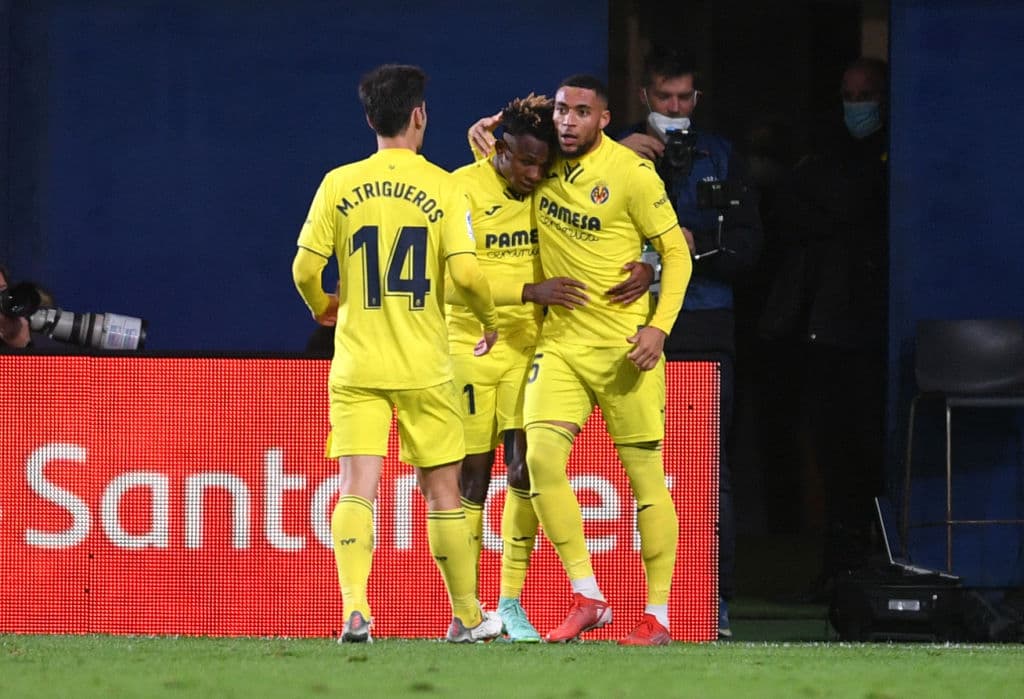 Frenkie de Jong, Memphis Depay y Philippe Coutinho marcan en La Cerámica y le pegan 1-3 al Villarreal.