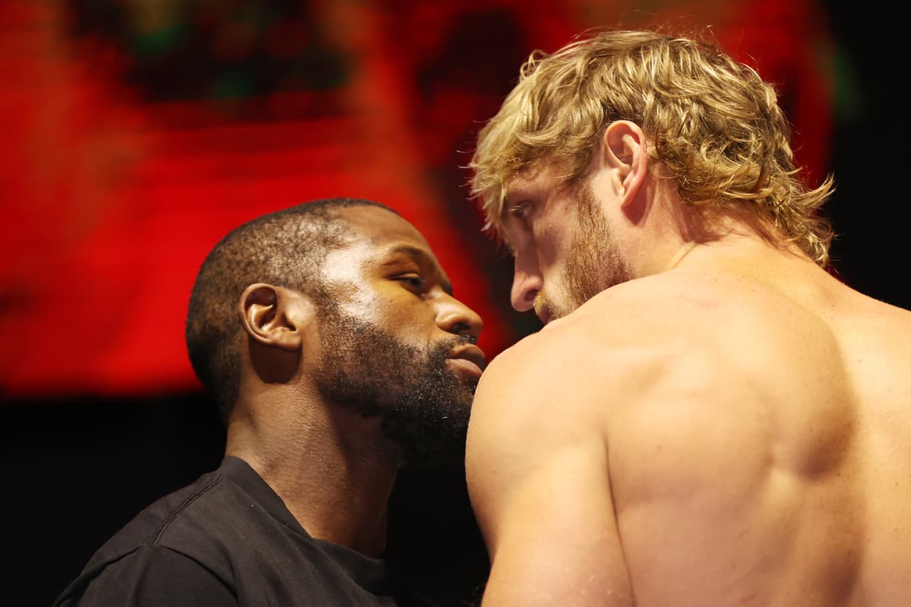 Mayweather contra Logan Paul en medio de las críticas