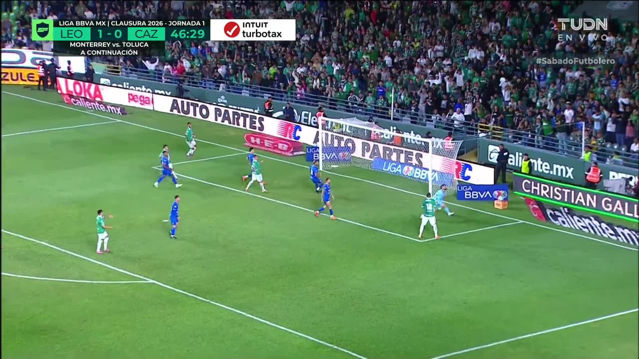 ¡TIRO ATAJADO! disparo por Rogelio Funes Mori.