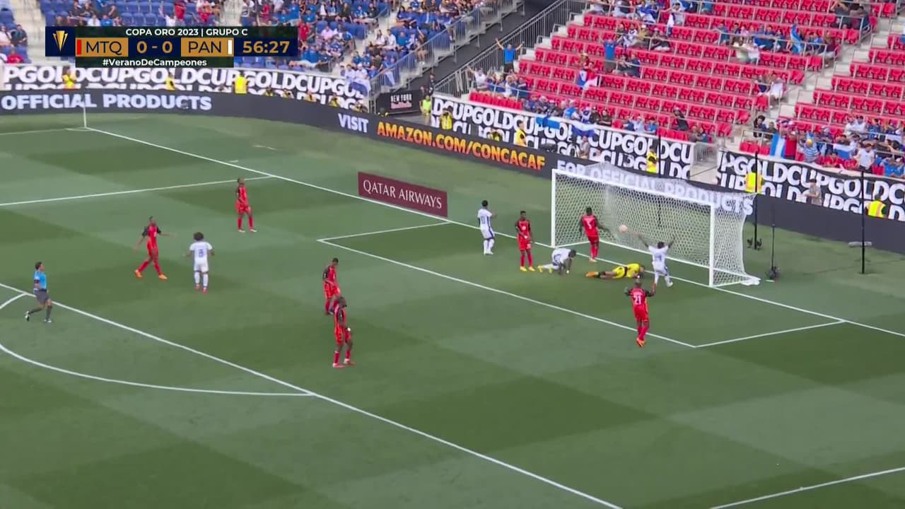 ¡GOL!  anota para Panamá. José Fajardo