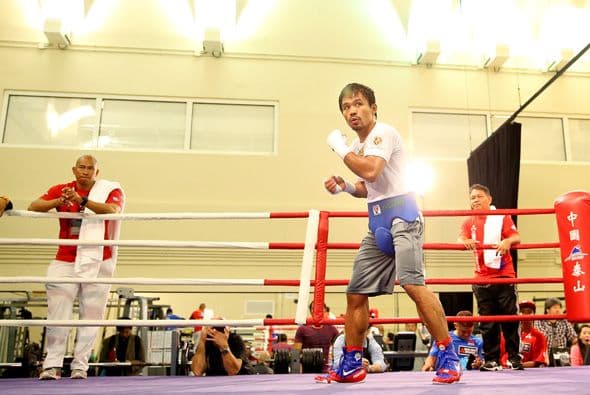 Manny Pacquiao entrena