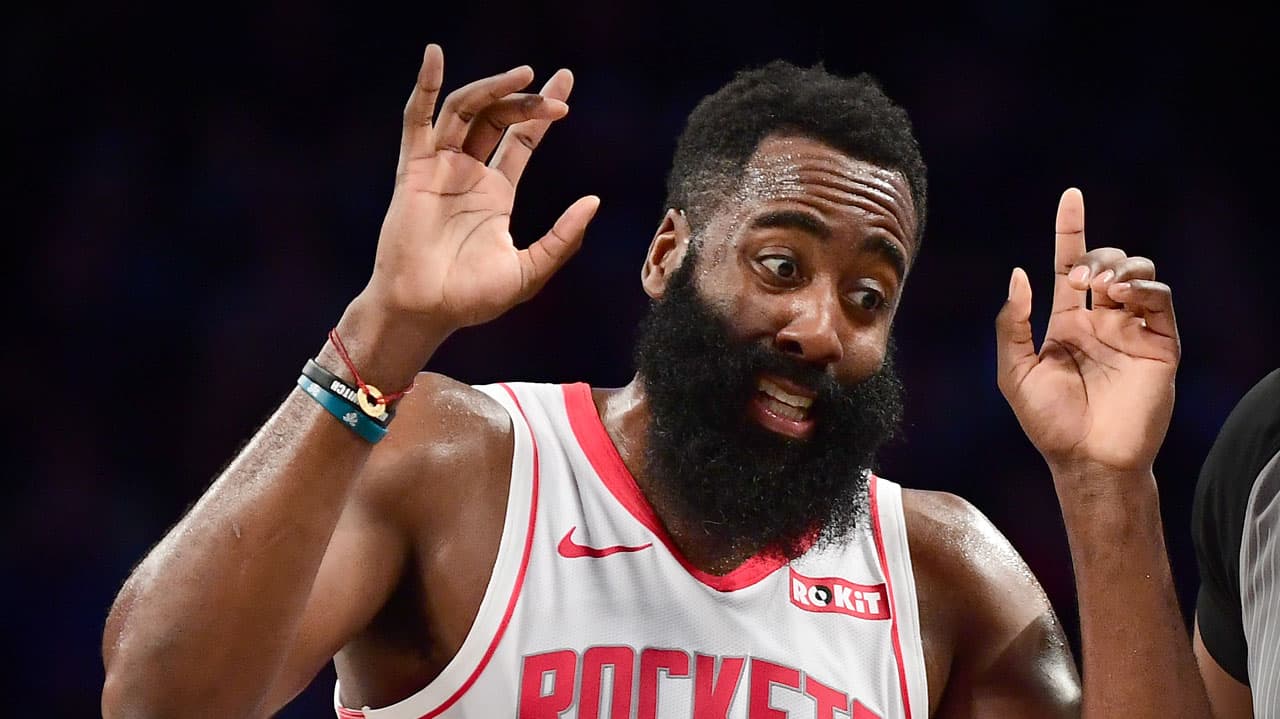 James Harden fue el artífice de la victoria con una actuación sobresaliente y además de puntos al por mayor y actuación que destaca que no necesita tiros libres para ser líder anotador.