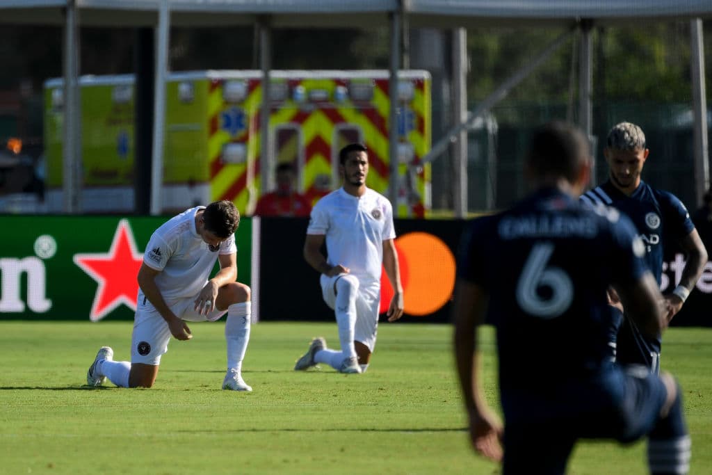 Las protestas pacíficas contra el racismo se han mantenido en todos lo encuentros de la MLS.