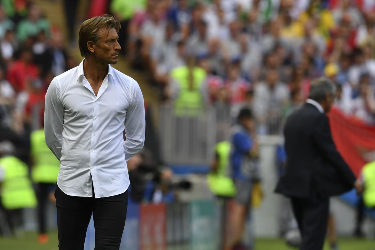 El equipo dirigido por el francés en el grupo A ya quedó sin opciones de clasificar, algo que decepcionará a sus seguidores, incluidas a quienes lo elogiaron.