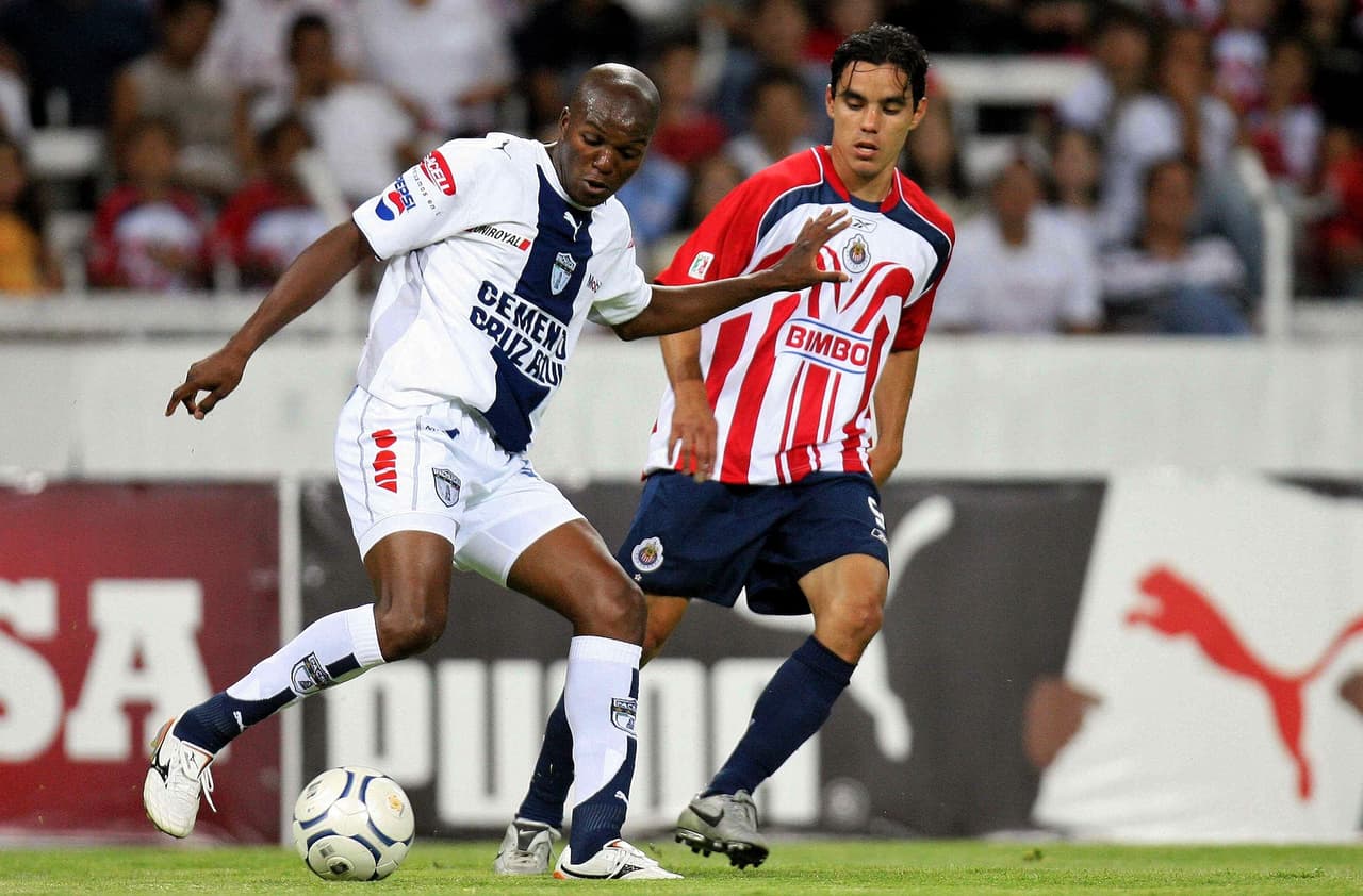 <b>2007</b>. Una Final La final más agónica la de Concacaf de ese año. Los Rojiblancos
<b> </b>igualaron 2-2 en la Ida ante Pachuca y en la Vuelta igualaron 0-0 pero los
<b> </b>Tuzos se impusieron por 7-6 en penaltis.