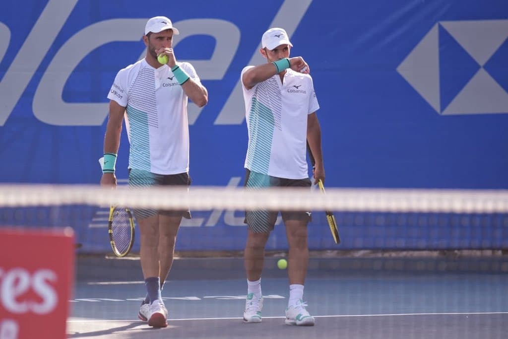 La pareja colombiana formada por Farah y Cabal, dejó en el camino a la dupla francesa de Mannarino y Martin.