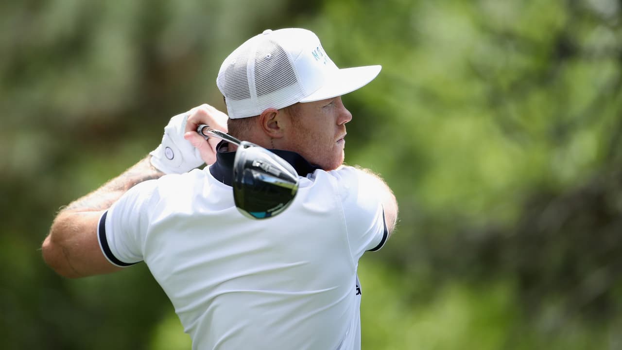 'Canelo' juega al golf con Ezekiel Elliott a días del combate con Saunders