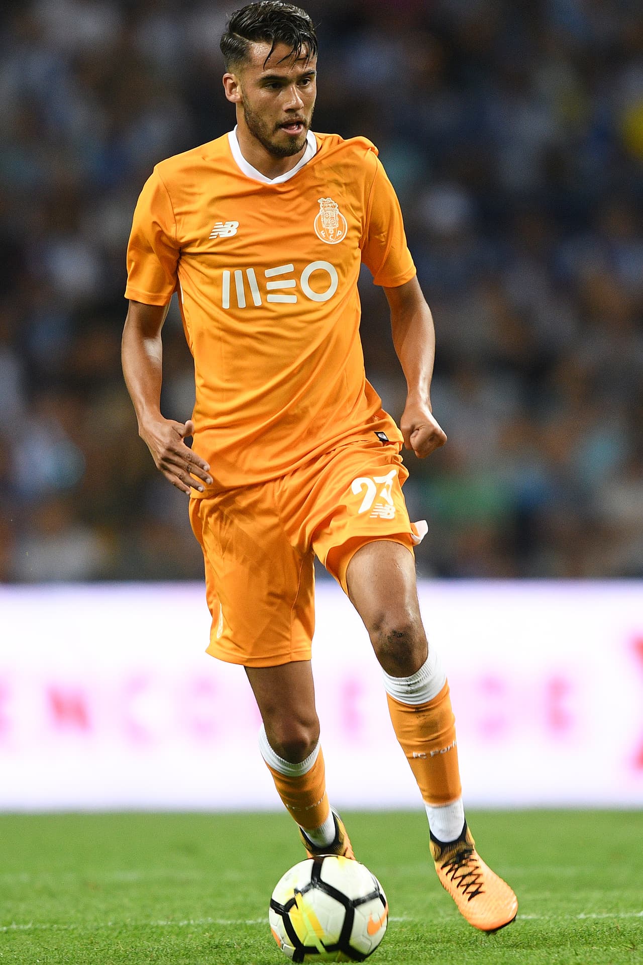 <b>Sábado 4 de noviembre - 3:30 p.m.CT / Porto vs. Belenenses: </b>luego del triunfo en Champions ante el Leipzig, los Dragones deben mantener la punta en la Liga NOS. Jesús Corona, Héctor Herrera, Diego Reyes y Miguel Layún están listos para jugar.